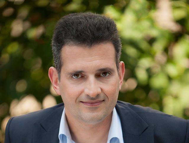 dimitris karnavos this1