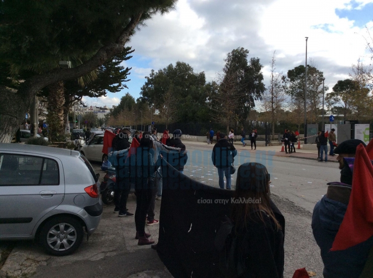Ντου των ΑΝΤΙΦΑ σε εστιατόριο στην Καλλιθέα [ΒΙΝΤΕΟ]